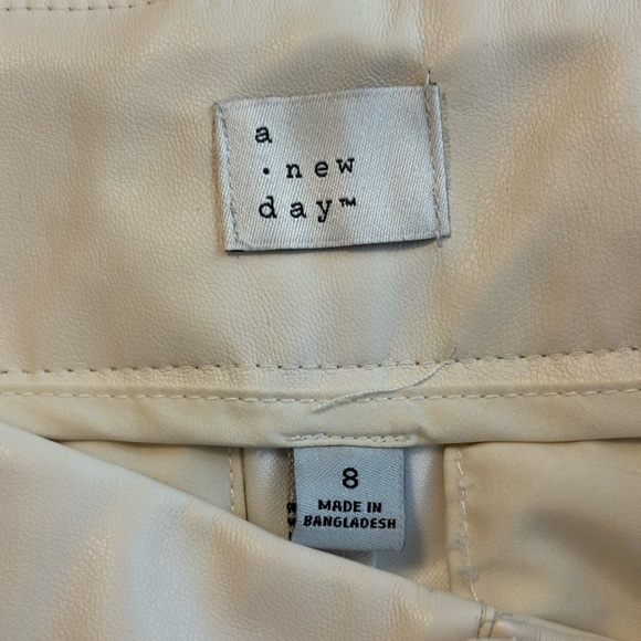 A New Day Beige Faux Leather Pleated Barrel Leg Panta - Picture 3 of 9